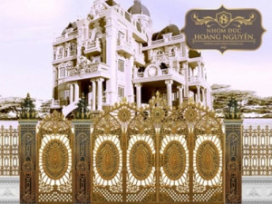 Ngỡ ngàng trước sự xa hoa, quyền quý của lâu đài trăm tỷ Lan Khoa Khuê